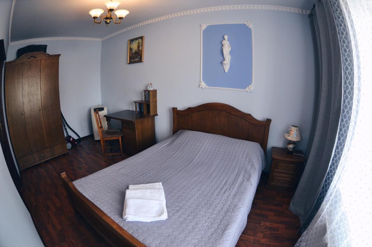 3-Room Apartments In Central City Lwów Zewnętrze zdjęcie